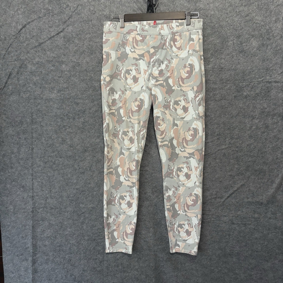 Spanx Jeggings Womens Sz M Gray Pink Camo‎ Floral Pockets Stretch Beach Party - Picture 1 of 7